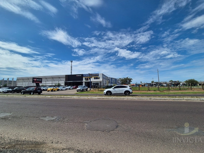 Pavilhão com 800m²: 6ª foto da galeria de imagens do imóvel