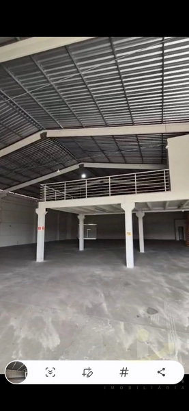 Pavilhão com 800m²: 10ª foto da galeria de imagens do imóvel