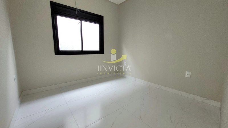 Casa Nova a Poucos Metros do Mar – Conforto, Estilo e Qualidade de Vid: 9ª foto da galeria de imagens do imóvel