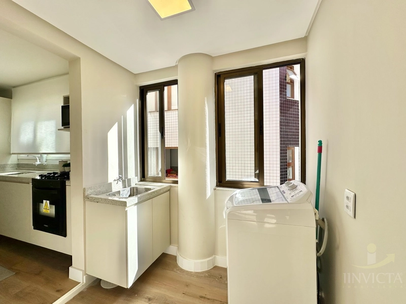 Apartamento de 2 dormitórios, 1 suíte, mobiliado, na Zona Nova: 11ª foto da galeria de imagens do imóvel