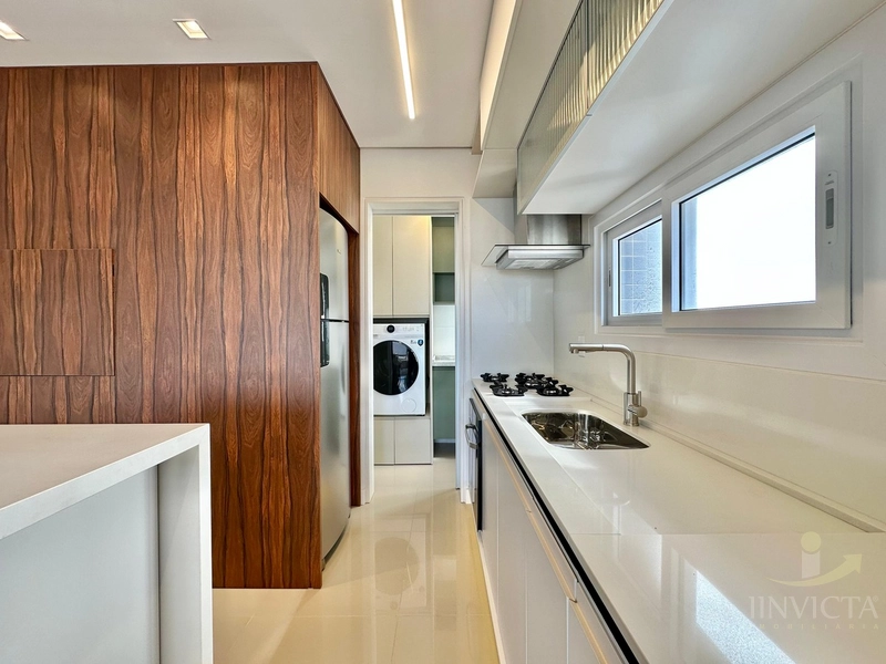 MAGNÍFICO 3 DORMITÓRIOS MOBILIADO E DECORADO, VISTA MAR.: 6ª foto da galeria de imagens do imóvel