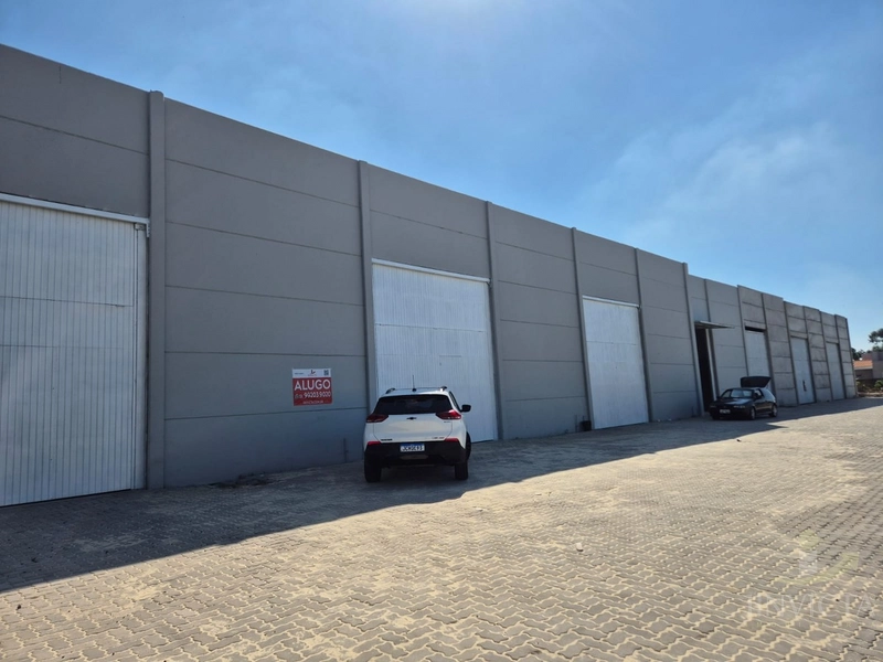 Pavilhões de 300 a 400m² para locação: 4ª foto da galeria de imagens do imóvel