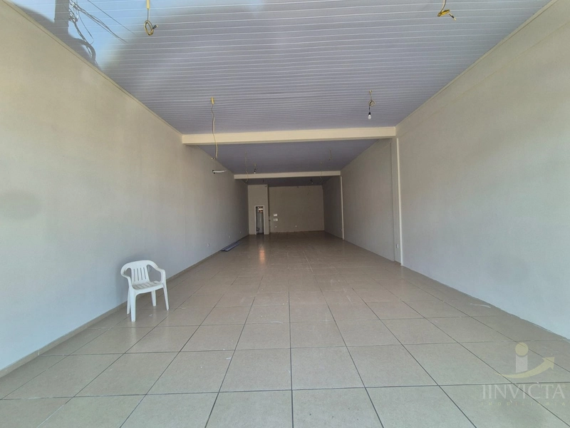 Loja Na Poty: 2ª foto da galeria de imagens do imóvel