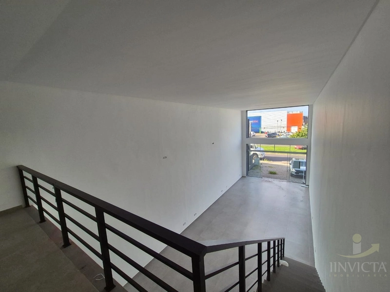 Loja Comercial para Locação Anual na Av. Central.: 11ª foto da galeria de imagens do imóvel