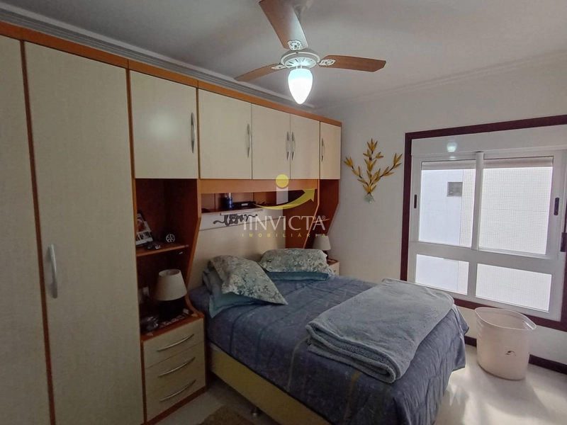 APARTAMENTO DE FRENTE APENAS UMA QUADRA DO MAR EM CAPÃO DA CANOA: 7ª foto da galeria de imagens do imóvel