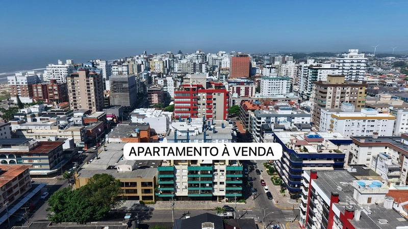 EXCELENTE COBERTURA NO CENTRO DE CAPÃO E POUCOS METROS DO MAR!!