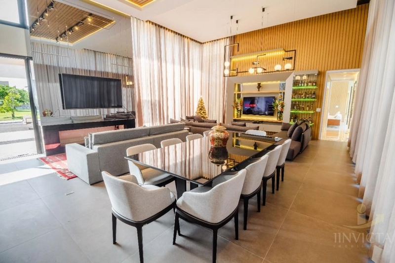 Casa com 4 suítes mobiliada e decorada em Condomínio: 13ª foto da galeria de imagens do imóvel