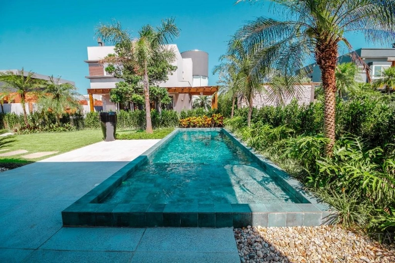 Casa com 4 suítes mobiliada e decorada em Condomínio: 23ª foto da galeria de imagens do imóvel