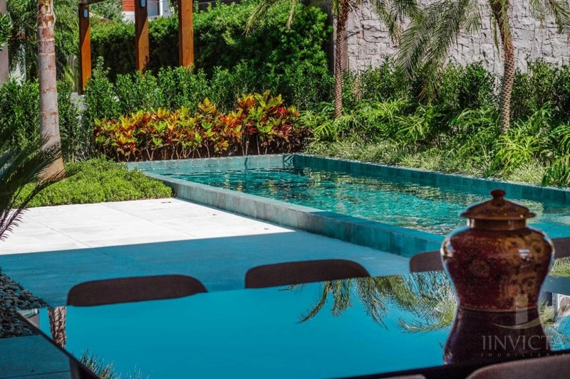 Casa com 4 suítes mobiliada e decorada em Condomínio: 19ª foto da galeria de imagens do imóvel