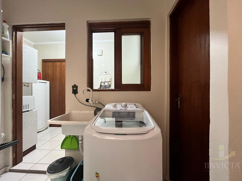 EXCELENTE UM DORMITÓRO, MOBILIADO A 5 MINUTOS DO MAR E CENTRO!!!!!: 5ª foto da galeria de imagens do imóvel