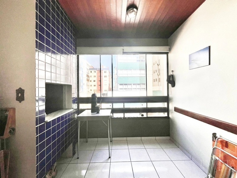 EXCELENTE UM DORMITÓRO, MOBILIADO A 5 MINUTOS DO MAR E CENTRO!!!!!: 3ª foto da galeria de imagens do imóvel