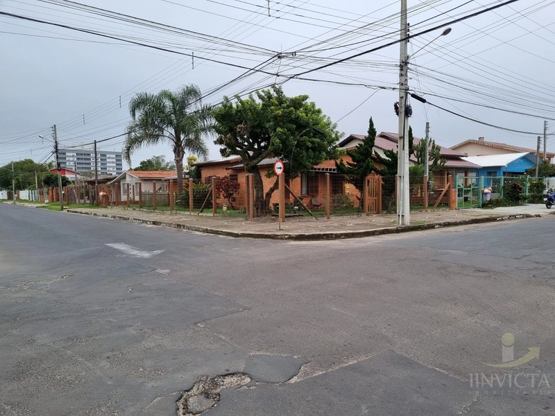 Casa de esquina com grande potencial comercial! Terreno12x28!: 1ª foto da galeria de imagens do imóvel