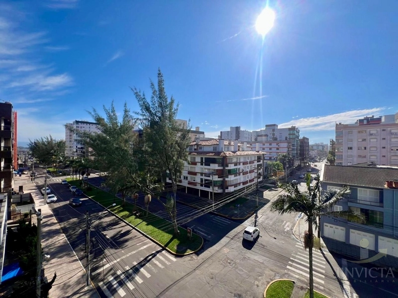 AMPLO 3 DORMITÓRIOS MOBILIADO A 50 METROS DO MAR E CENTRO!!!!: 8ª foto da galeria de imagens do imóvel