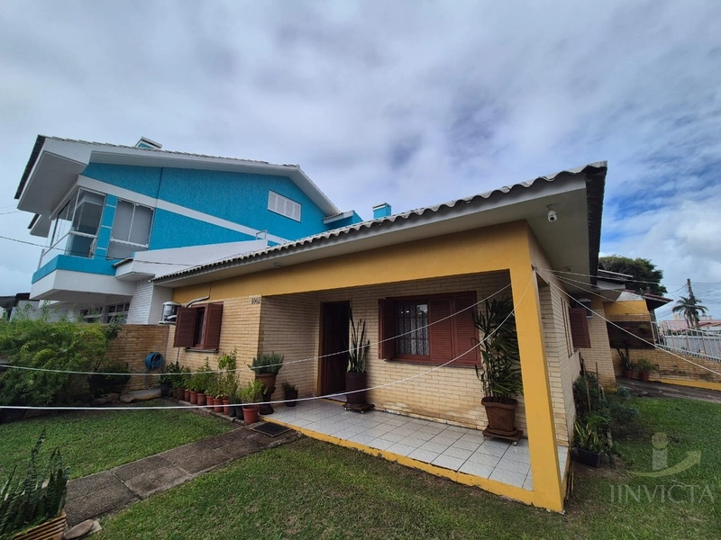 CASA DE ESQUINA NO CENTRO ESPERANDO POR VOCÊ: 6ª foto da galeria de imagens do imóvel