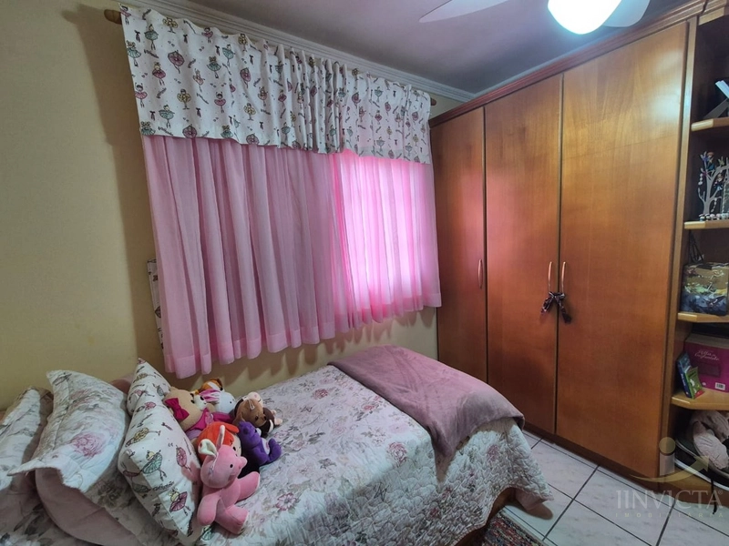 CASA DE ESQUINA NO CENTRO ESPERANDO POR VOCÊ: 21ª foto da galeria de imagens do imóvel