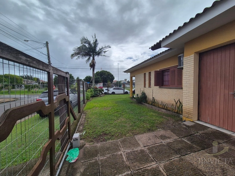 CASA DE ESQUINA NO CENTRO ESPERANDO POR VOCÊ: 7ª foto da galeria de imagens do imóvel