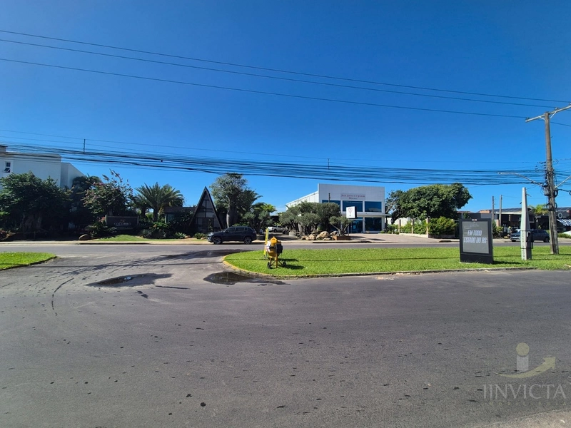 Loja disponível para locação anual em Xangri-lá.: 2ª foto da galeria de imagens do imóvel