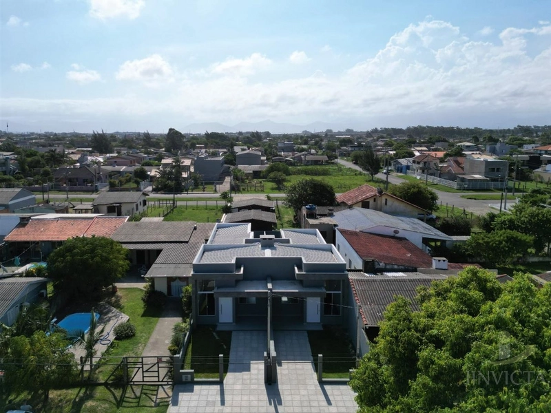 EXCELENTE CASA COM 3 DORMITÓRIOS ESTUDA FINANCIAMENTO BANCARIO!: 1ª foto da galeria de imagens do imóvel