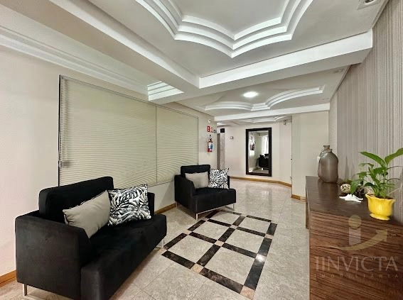 AMPLO 4 DORMITÓRIOS  DE FRENTE PARA PRAÇAA POUCOS  METROS DO MAR!!!!: 4ª foto da galeria de imagens do imóvel