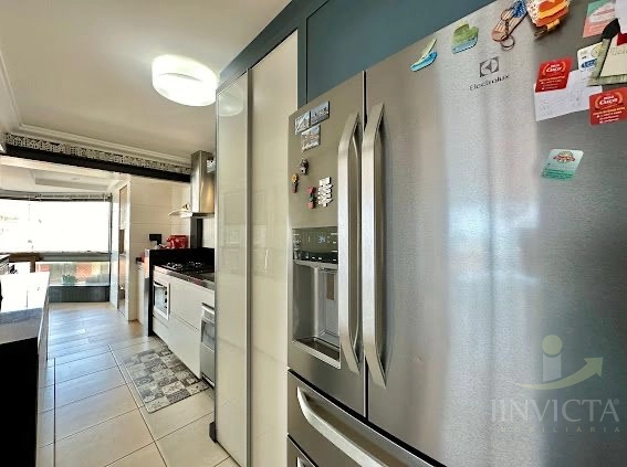 AMPLO 4 DORMITÓRIOS  DE FRENTE PARA PRAÇAA POUCOS  METROS DO MAR!!!!: 20ª foto da galeria de imagens do imóvel