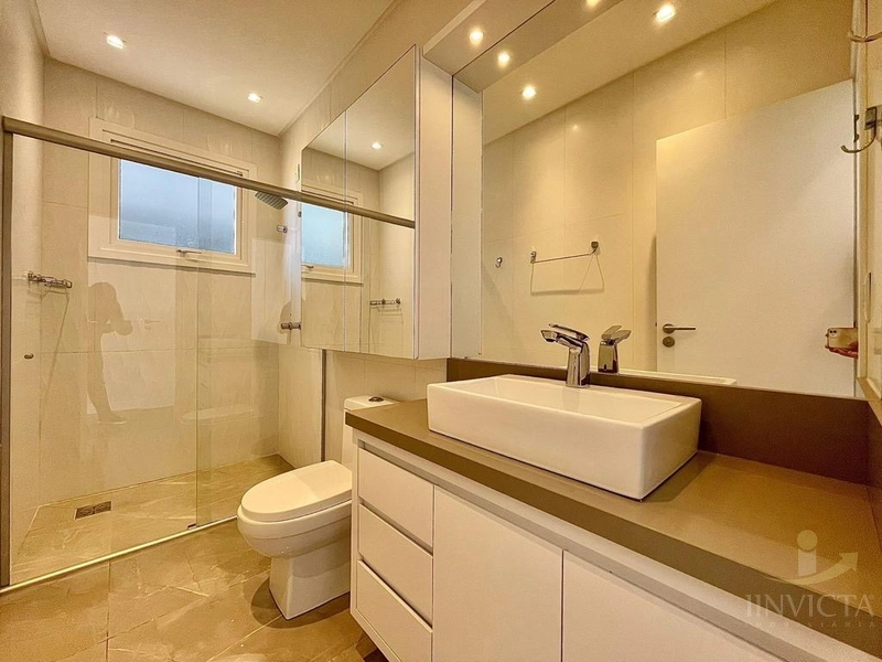 AMPLO SOBRADO EM CONDOMÍNIO COM INFRAESTRUTURA COMPLETA!!!!: 13ª foto da galeria de imagens do imóvel