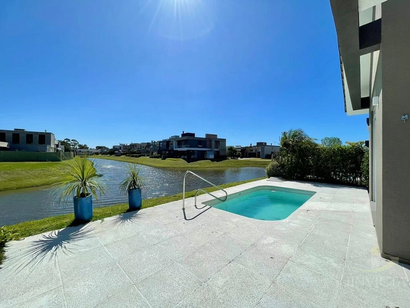 AMPLO SOBRADO EM CONDOMÍNIO COM INFRAESTRUTURA COMPLETA!!!!: 23ª foto da galeria de imagens do imóvel