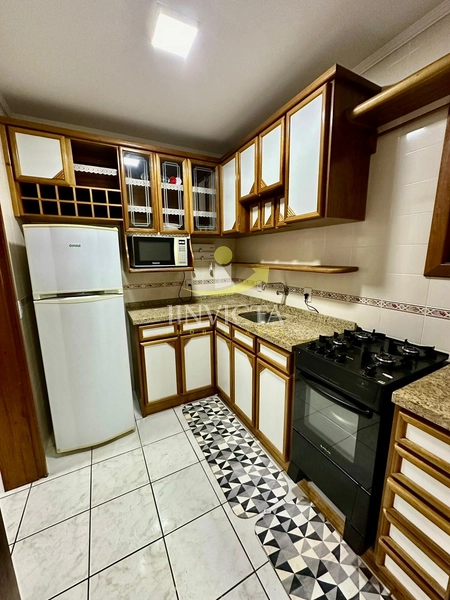 EXCELENTE 2 DORMITÓRIOS COM TERRAÇO A POUCOS METROS DO MAR!!!: 15ª foto da galeria de imagens do imóvel