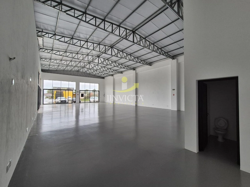 Loja de esquina com 300m², estacionamento privativo amplo.: 11ª foto da galeria de imagens do imóvel