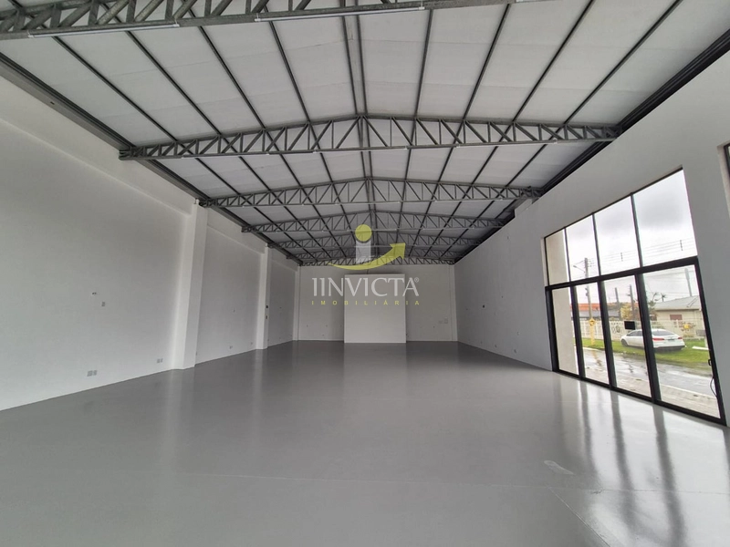Loja de esquina com 300m², estacionamento privativo amplo.: 6ª foto da galeria de imagens do imóvel
