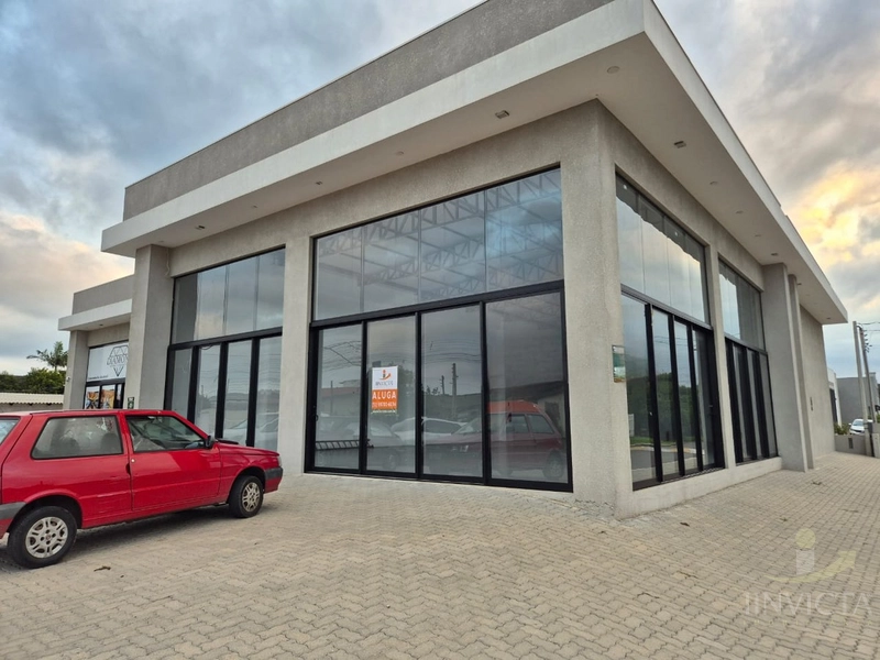 Loja de esquina com 300m², estacionamento privativo amplo.: 1ª foto da galeria de imagens do imóvel