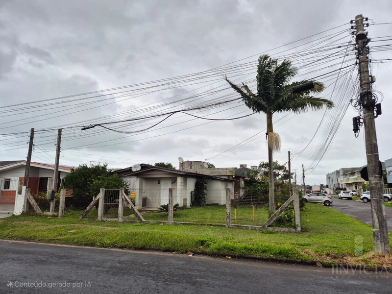 CASA DE ESQUINA C/2 DORMITÓRIOS, EXCELENTE LOCALIZAÇÃO!: 2ª foto da galeria de imagens do imóvel