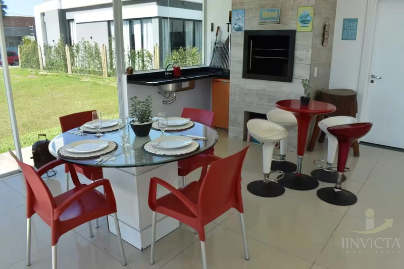 LINDA CASA EM CONDOMINIO COM PISCINA PRIVATIVA: 8ª foto da galeria de imagens do imóvel