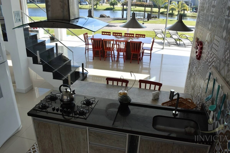 LINDA CASA EM CONDOMINIO COM PISCINA PRIVATIVA: 4ª foto da galeria de imagens do imóvel