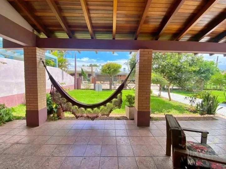 CASA AMPLA PRÓXIMO AO MAR EM XANGRILA: 1ª foto da galeria de imagens do imóvel