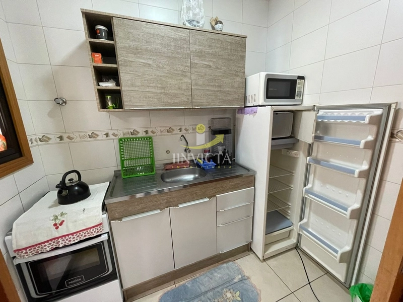 APARTAMENTO 01 DORMITÓRIO A DUAS QUADRAS DO MAR: 4ª foto da galeria de imagens do imóvel