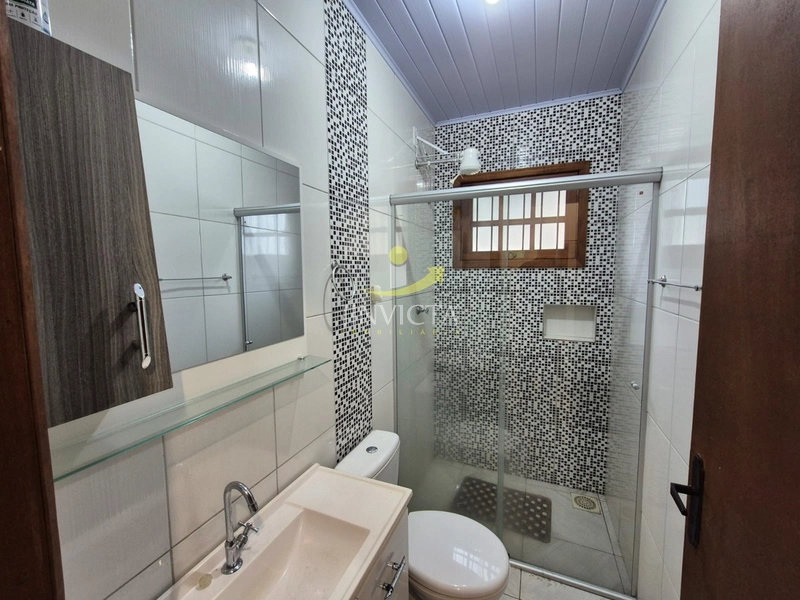 Casa térrea de esquina, 02 dormitórios com pátio cercado.: 12ª foto da galeria de imagens do imóvel