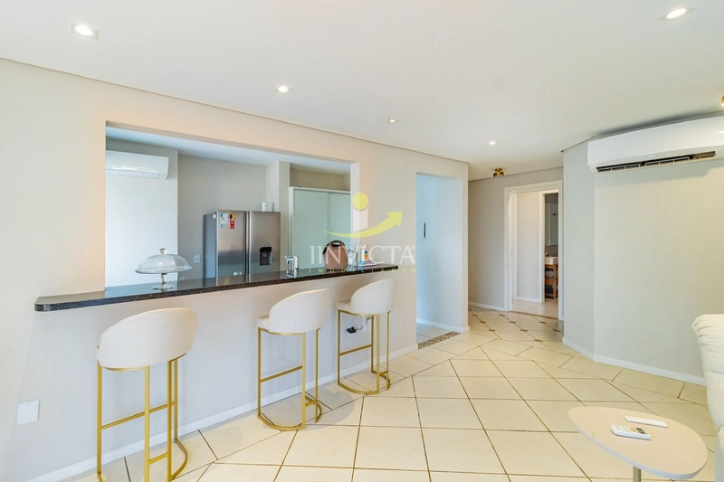 Apartamento à Venda – Frente Mar com Sofisticação e Vista Panorâmica: 7ª foto da galeria de imagens do imóvel