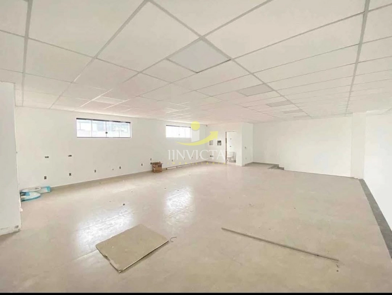 Excelente oportunidade para o seu negócio! Imóvel com 325 m² de área.: 2ª foto da galeria de imagens do imóvel