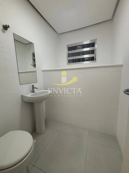 Casa comercial disponível para locação anual.: 9ª foto da galeria de imagens do imóvel