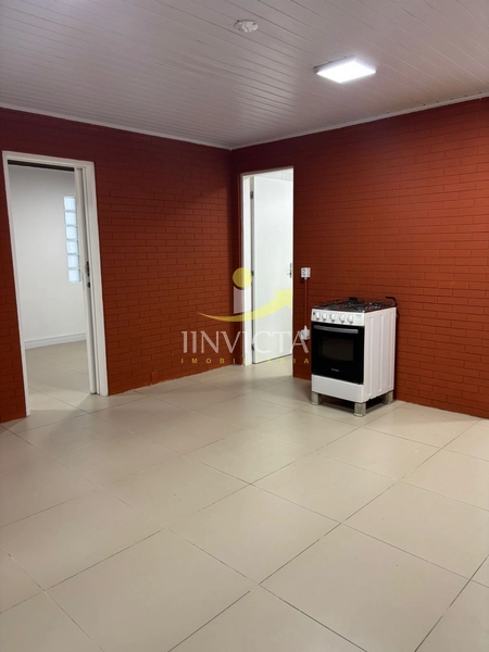 Casa comercial disponível para locação anual.: 33ª foto da galeria de imagens do imóvel