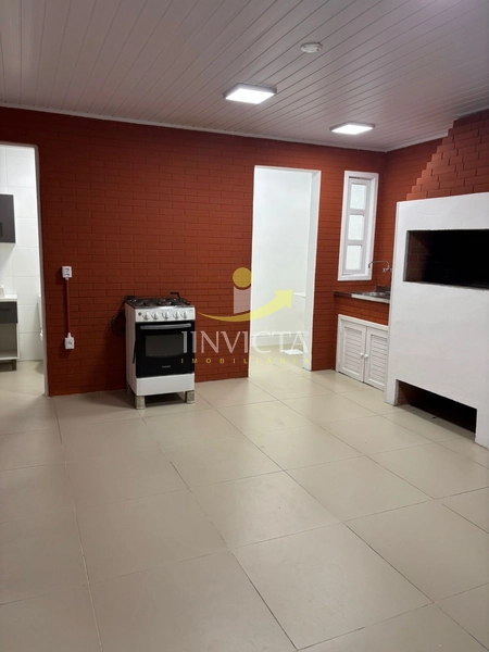 Casa comercial disponível para locação anual.: 32ª foto da galeria de imagens do imóvel