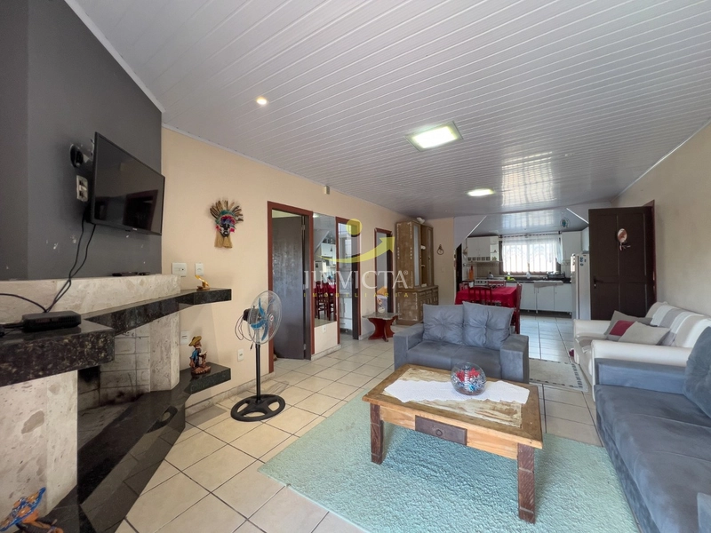 CASA 03 DORMITÓRIOS PRÓXIMO AO MAR EM CAPÃO DA CANOA: 2ª foto da galeria de imagens do imóvel