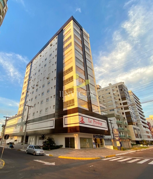 Apartamento vazio para locação anual: 1ª foto da galeria de imagens do imóvel