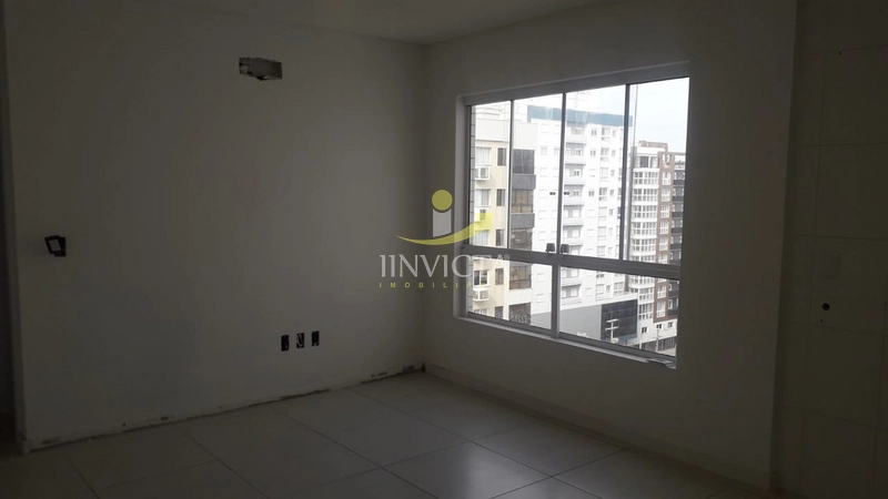 Apartamento vazio para locação anual: 30ª foto da galeria de imagens do imóvel