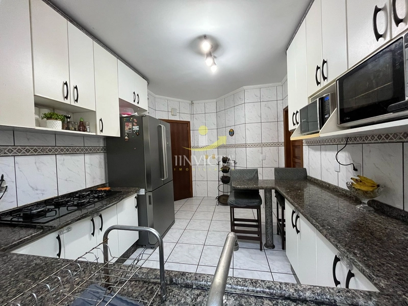 CASA COM 03 DORMITÓRIOS NO BAIRRO ZONA NOVA EM CAPÃO DA CANOA: 3ª foto da galeria de imagens do imóvel