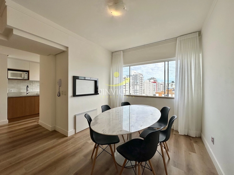 Residência de alto padrão com vista e vaga em Capão: 7ª foto da galeria de imagens do imóvel