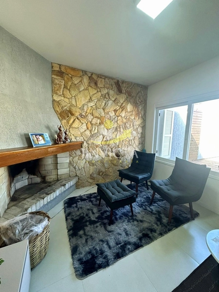 Casa elegante com piscina no centro de Xangri-Lá, mobiliada!: 3ª foto da galeria de imagens do imóvel