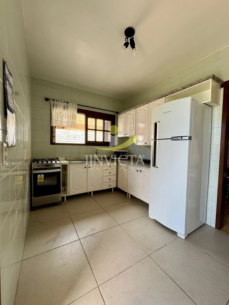 CASA AMPLA COM VALOR DE OCASIÃO NO CENTRO DE XANGRILÁ: 5ª foto da galeria de imagens do imóvel