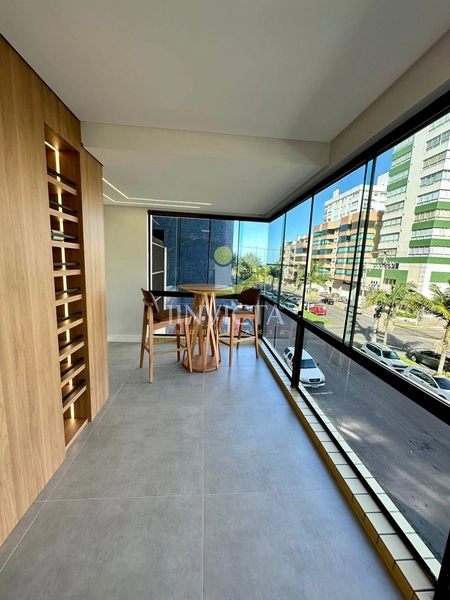 Espaço e estilo em apartamento diferenciado, suíte e localização nobre: 1ª foto da galeria de imagens do imóvel