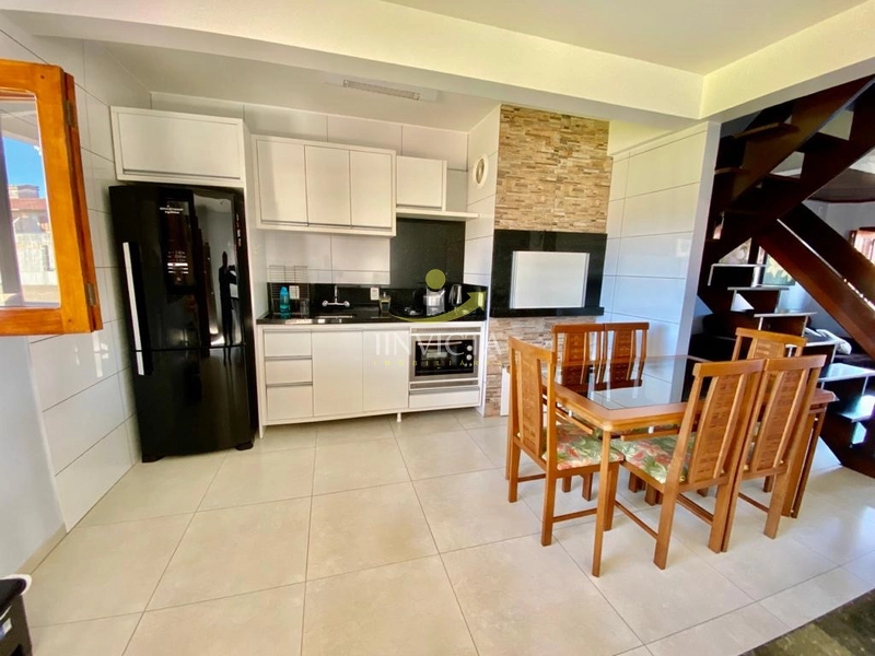 Excelente sobrado mobiliado com suíte, sacadas e garagem privativa: 15ª foto da galeria de imagens do imóvel